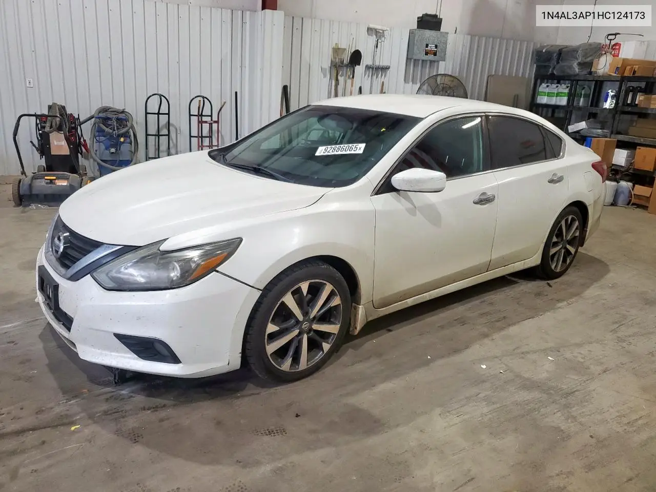1N4AL3AP1HC124173 2017 Nissan Altima 2.5