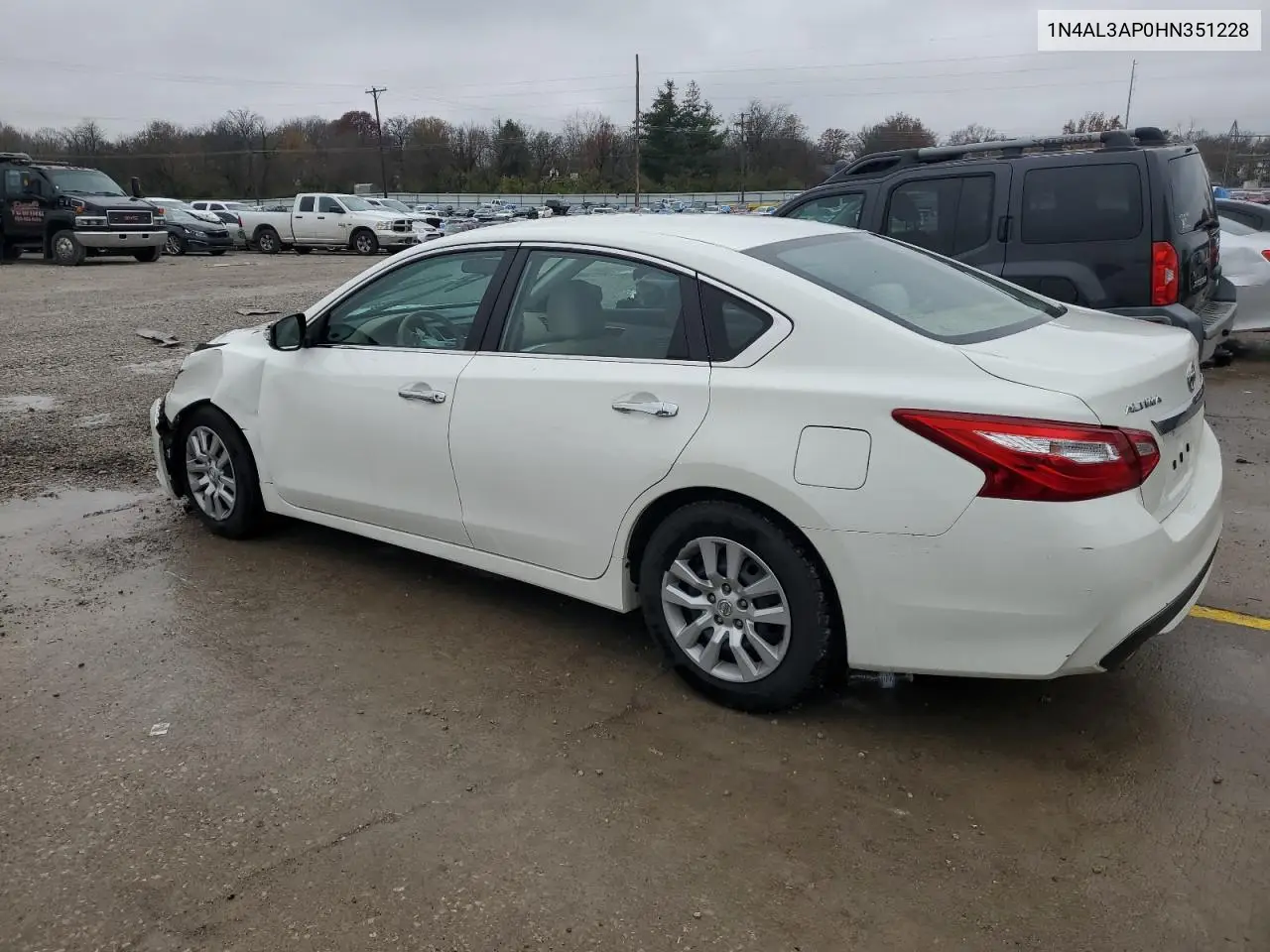 1N4AL3AP0HN351228 2017 Nissan Altima 2.5
