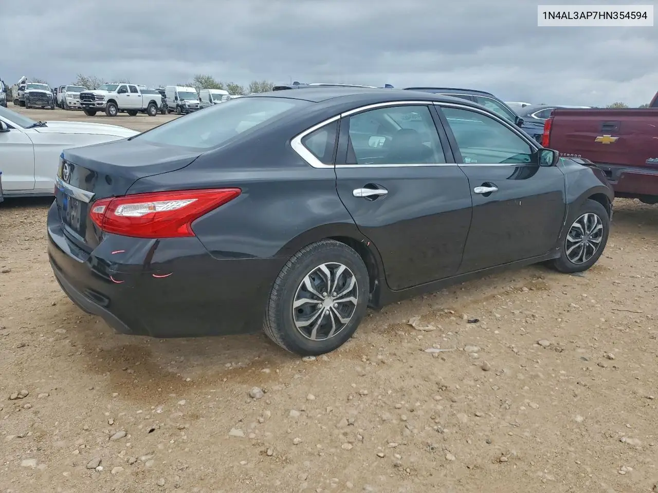 1N4AL3AP7HN354594 2017 Nissan Altima 2.5