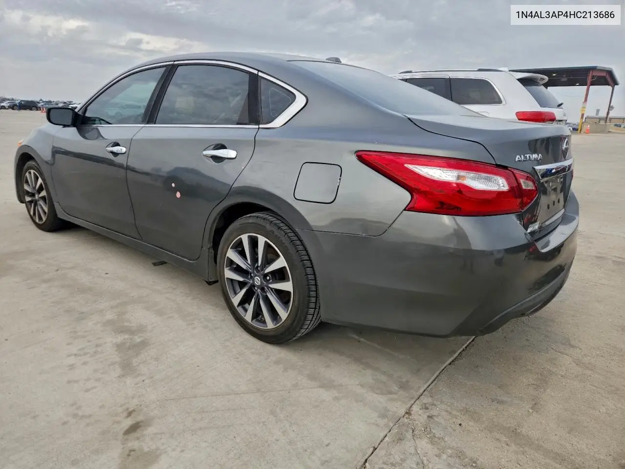 1N4AL3AP4HC213686 2017 Nissan Altima 2.5