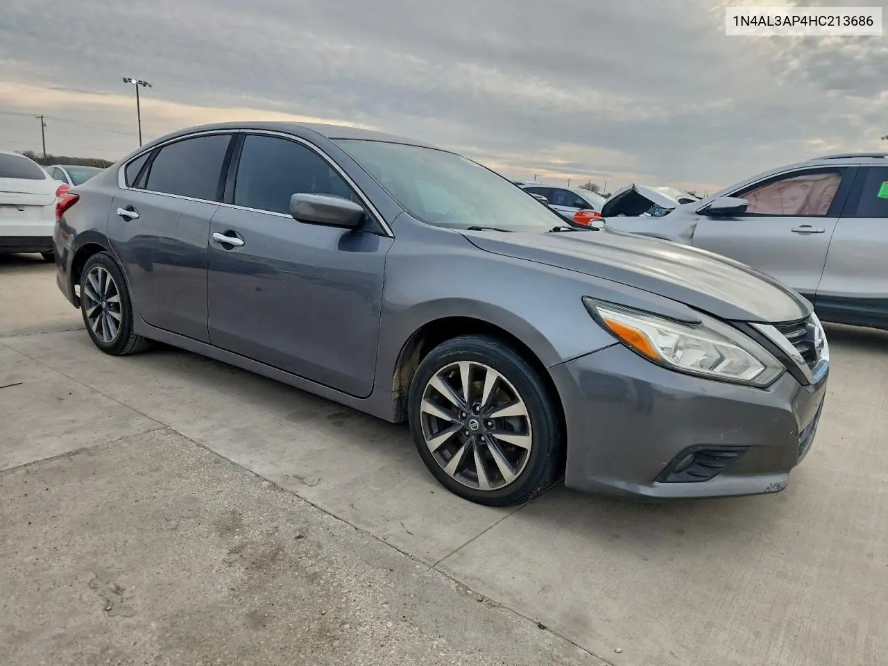 1N4AL3AP4HC213686 2017 Nissan Altima 2.5