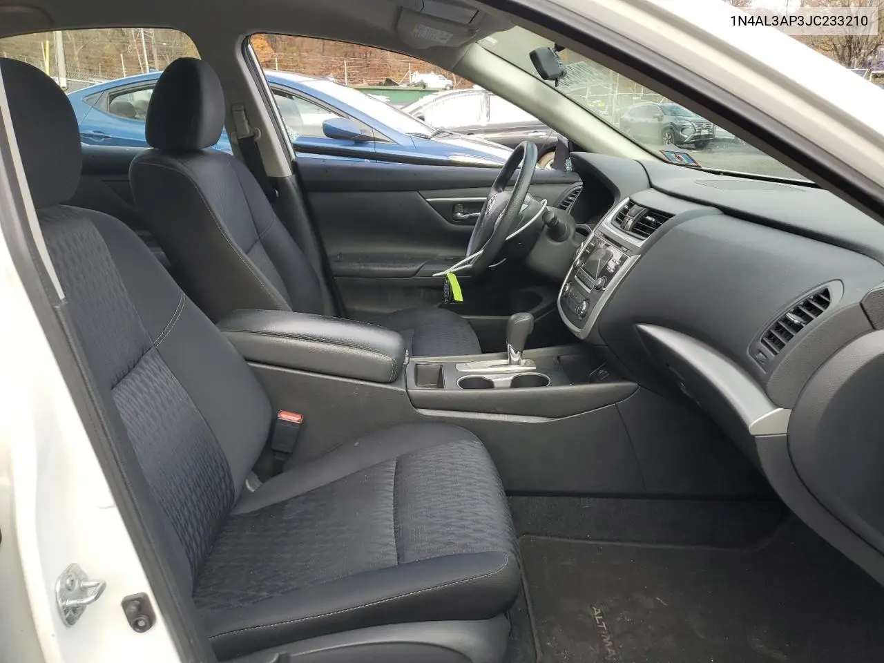 1N4AL3AP3JC233210 2018 Nissan Altima 2.5