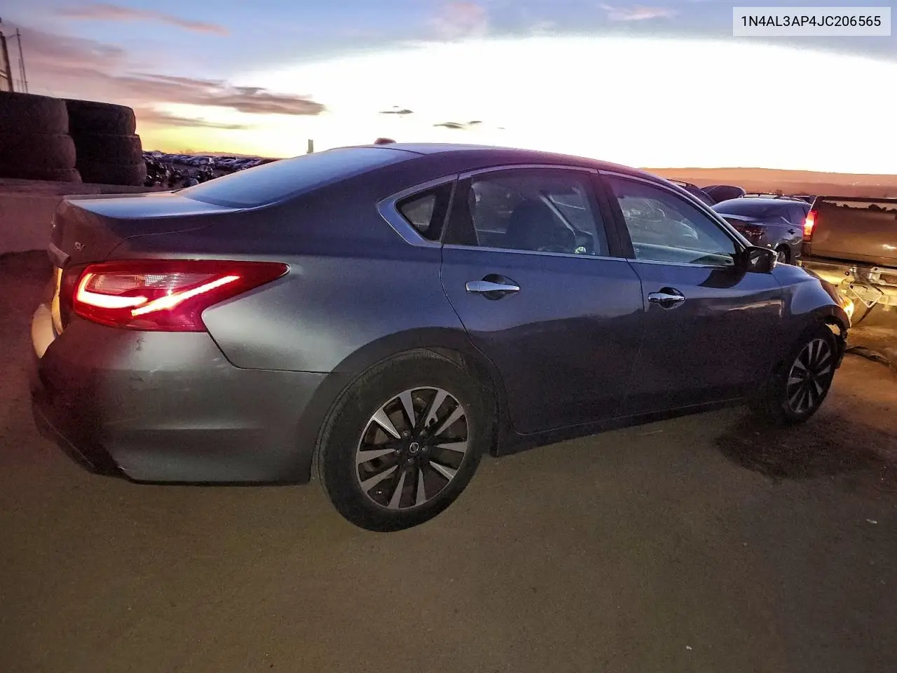 1N4AL3AP4JC206565 2018 Nissan Altima 2.5