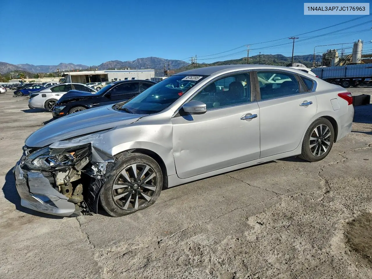 1N4AL3AP7JC176963 2018 Nissan Altima 2.5