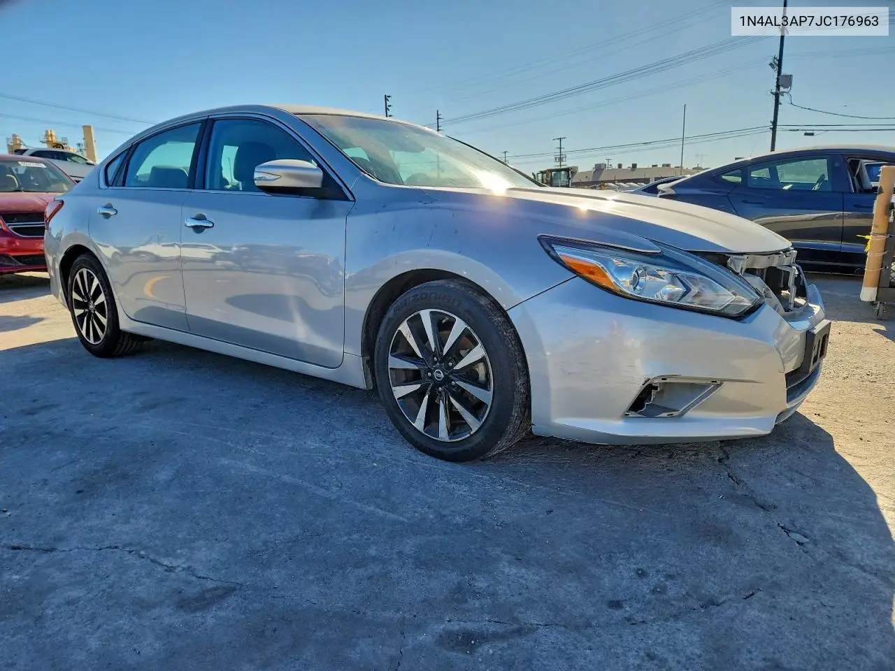 1N4AL3AP7JC176963 2018 Nissan Altima 2.5