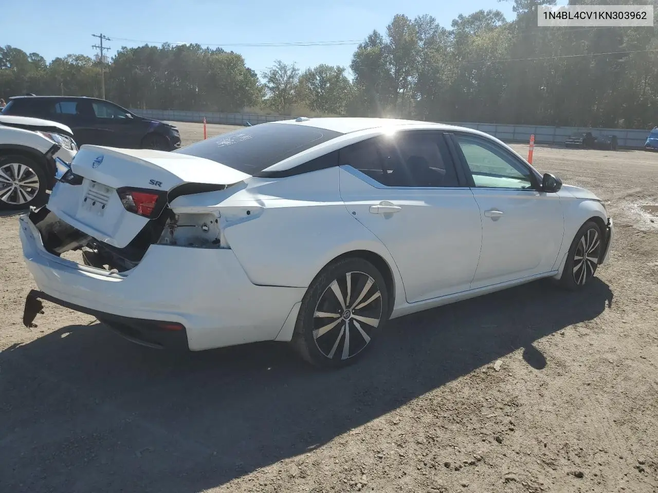 1N4BL4CV1KN303962 2019 Nissan Altima Sr