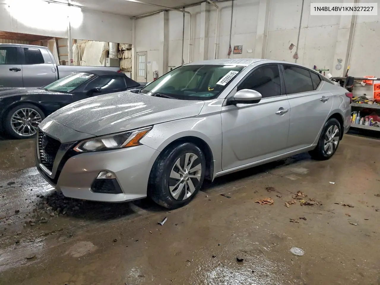 1N4BL4BV1KN327227 2019 Nissan Altima S