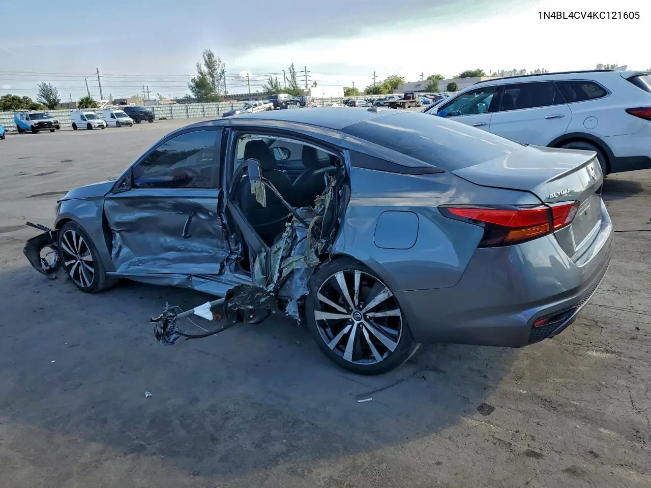 1N4BL4CV4KC121605 2019 Nissan Altima Sr