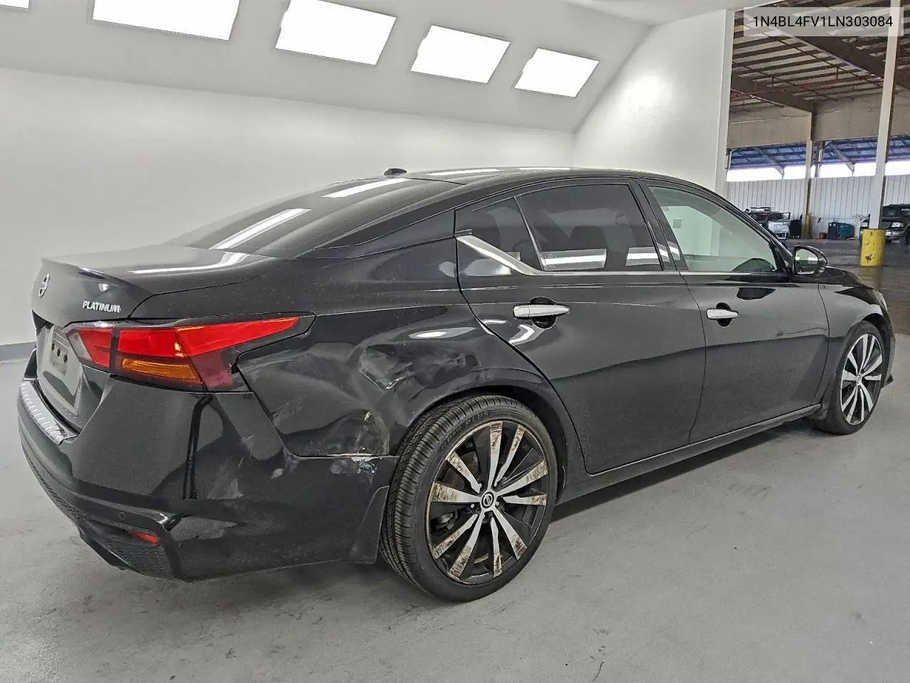 1N4BL4FV1LN303084 2020 Nissan Altima Platinum