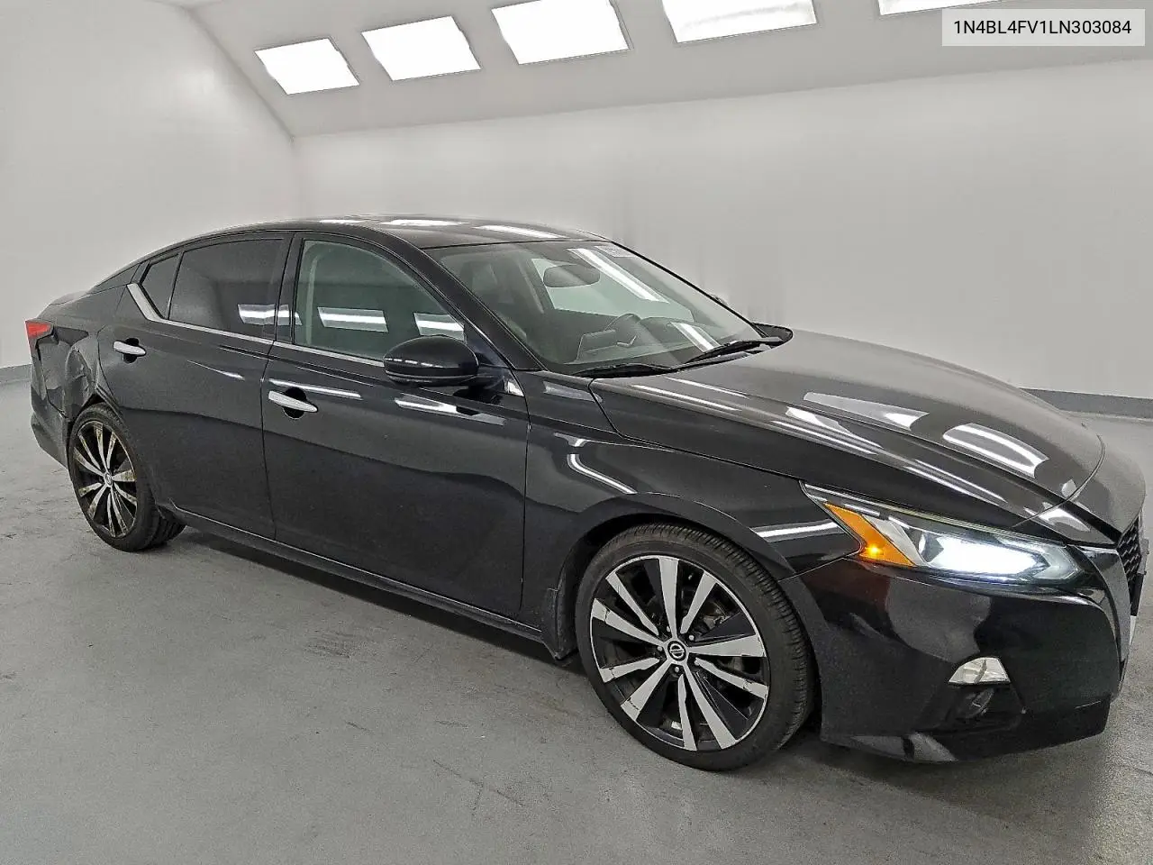 1N4BL4FV1LN303084 2020 Nissan Altima Platinum