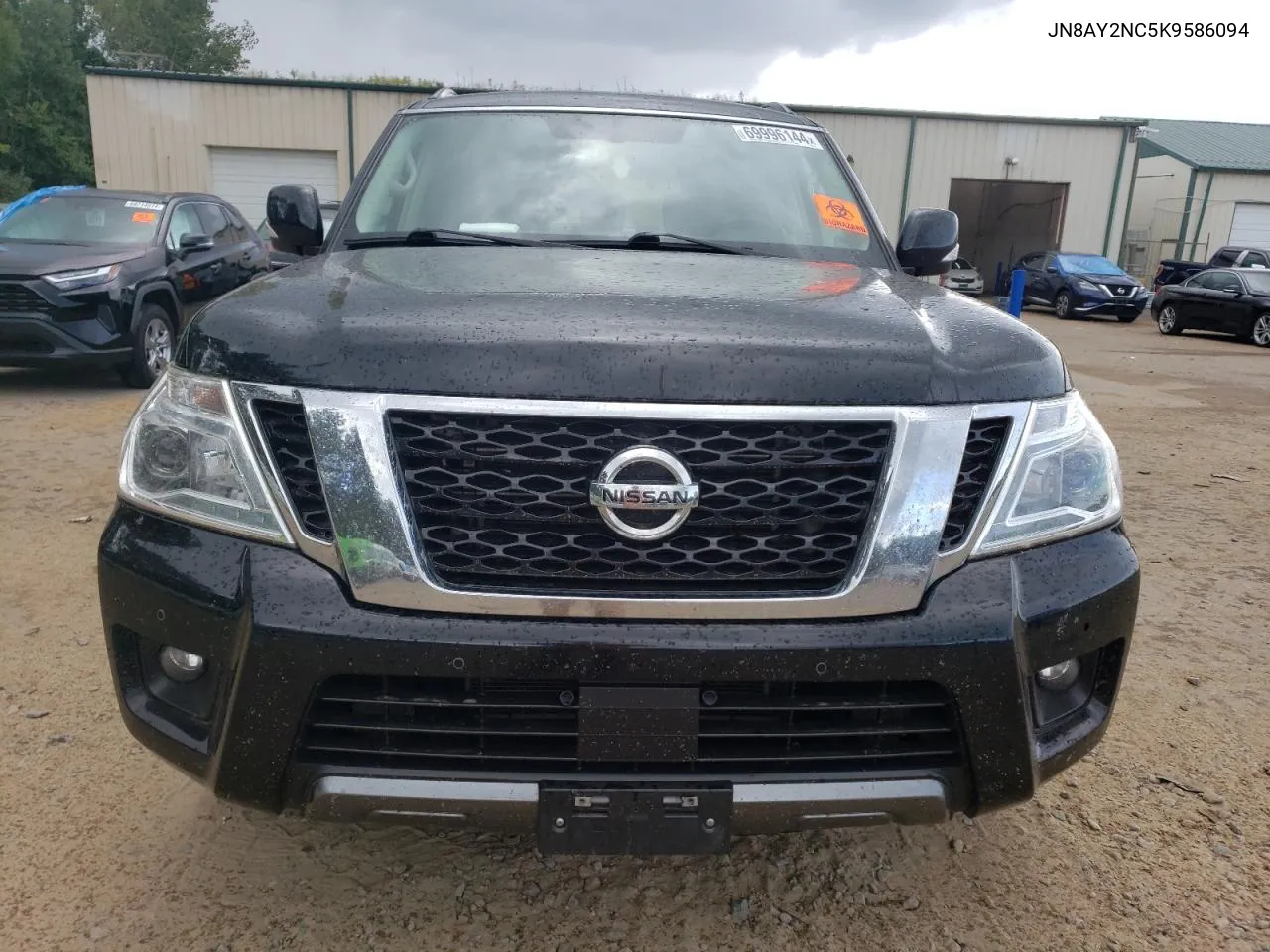 JN8AY2NC5K9586094 2019 Nissan Armada Sv