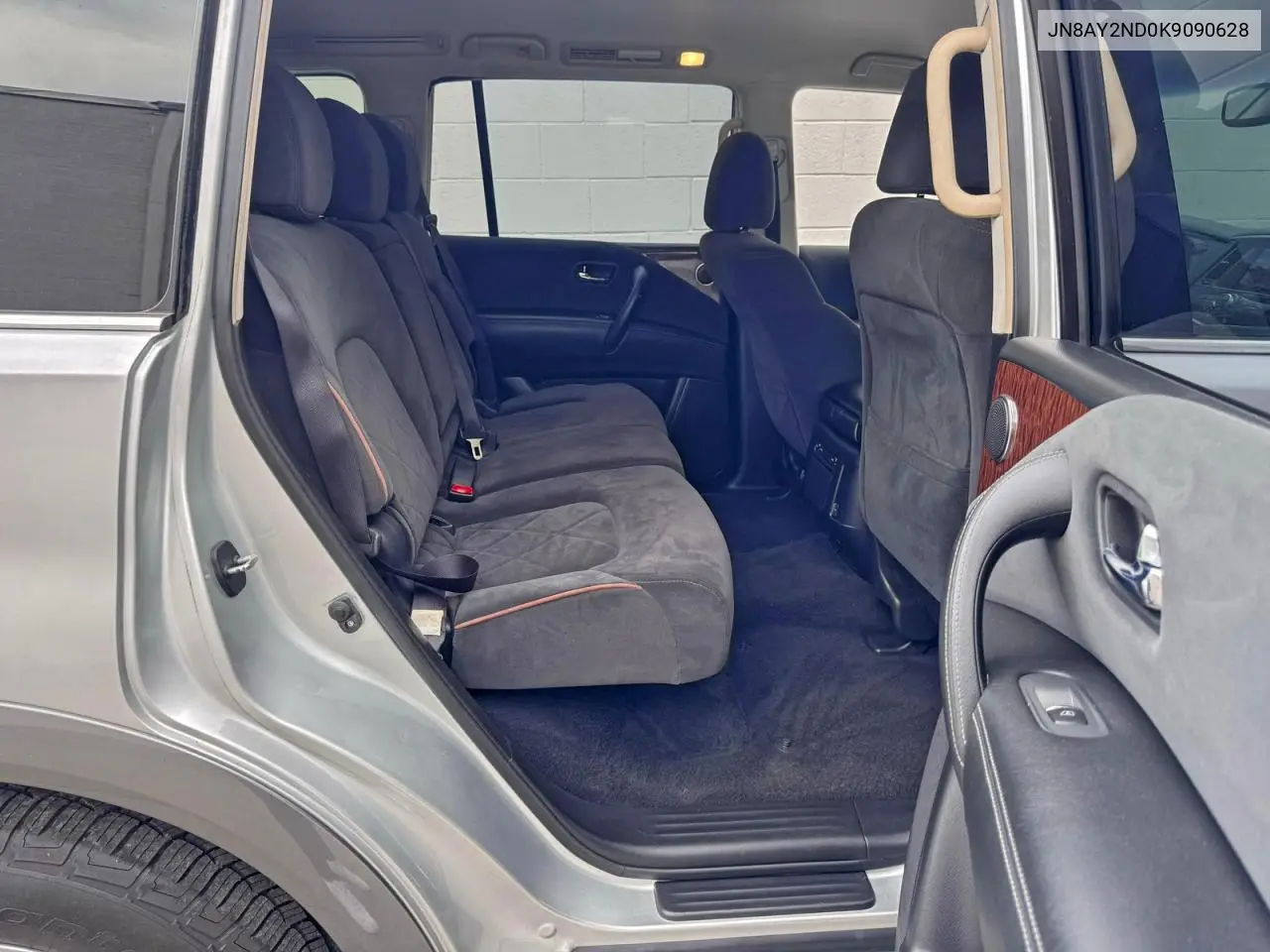 JN8AY2ND0K9090628 2019 Nissan Armada Sv