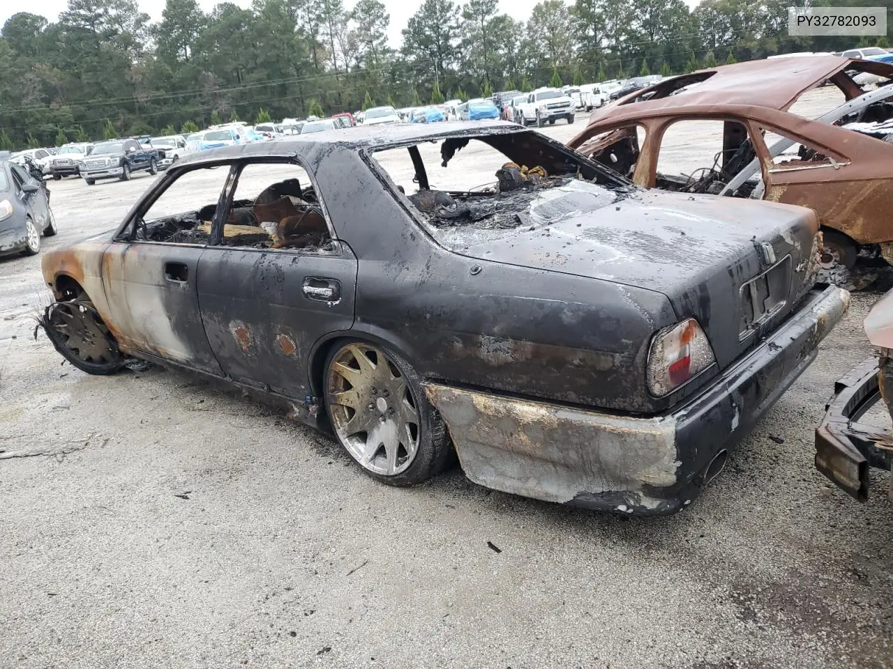 PY32782093 1994 Nissan Gloria