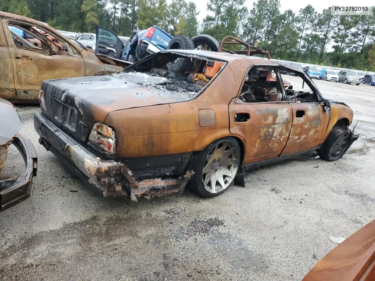 PY32782093 1994 Nissan Gloria
