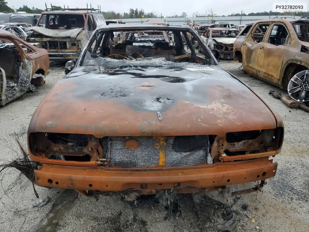 PY32782093 1994 Nissan Gloria