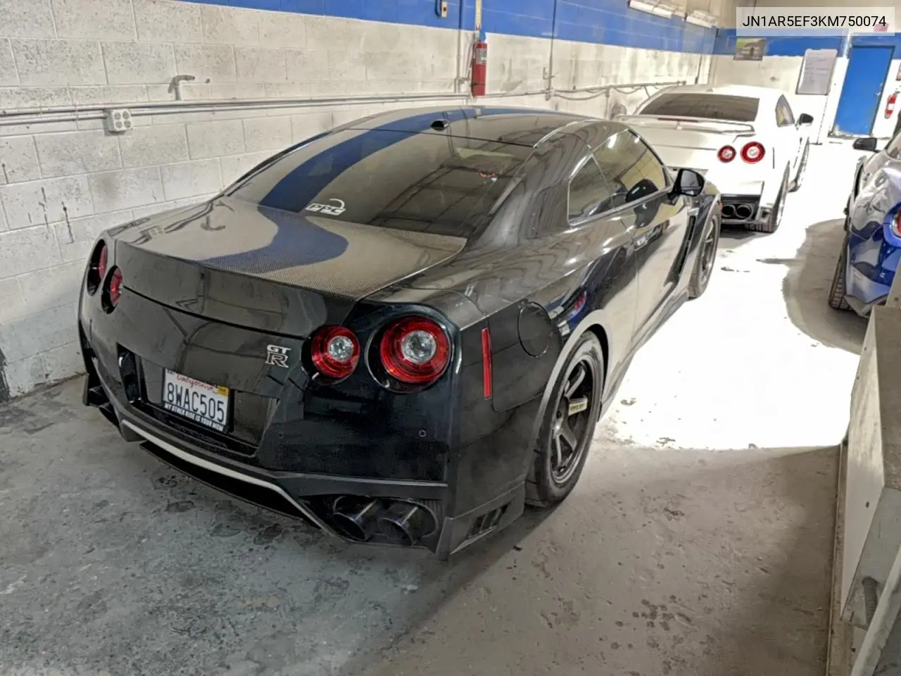 JN1AR5EF3KM750074 2019 Niss Gt-R