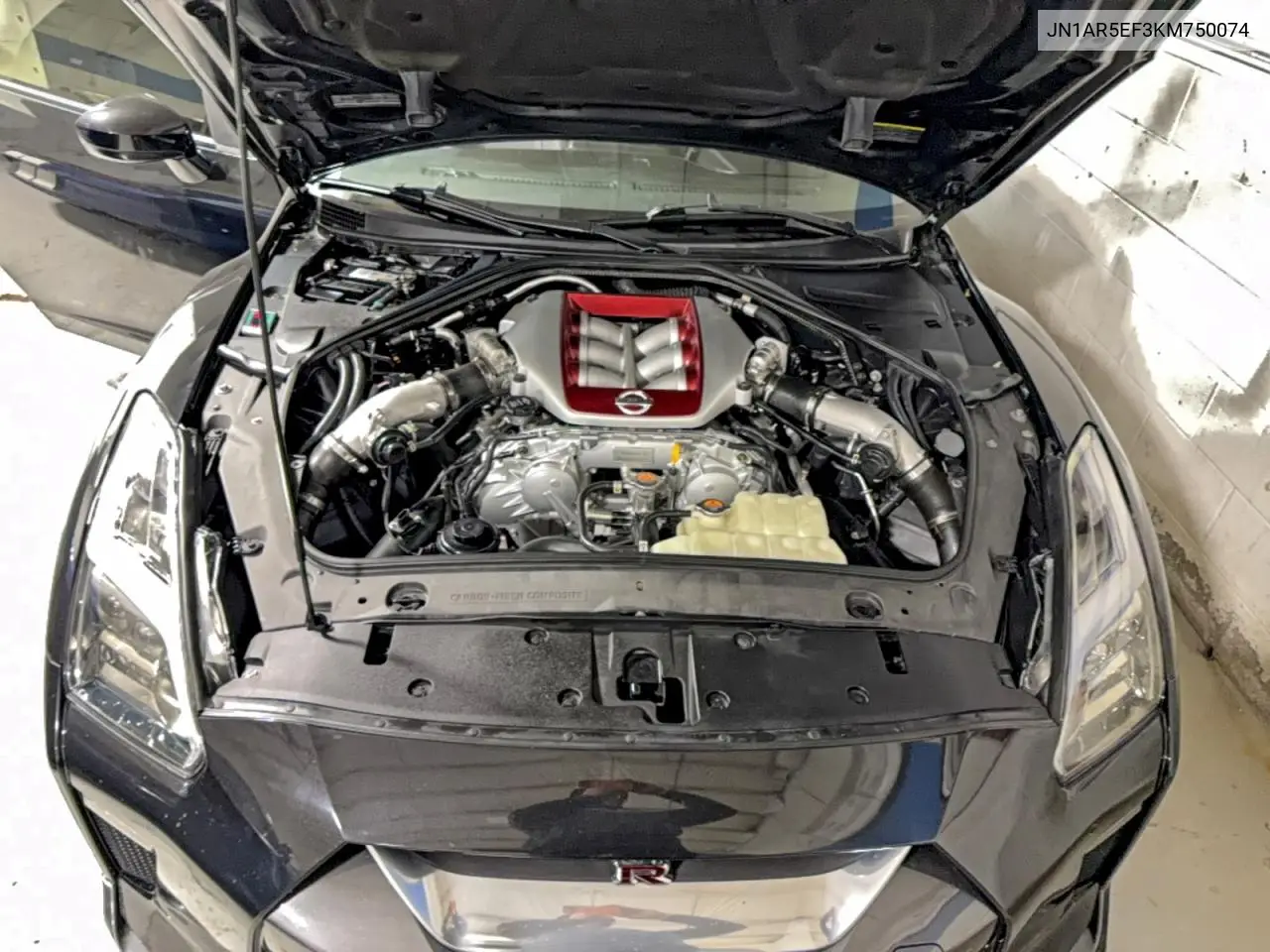 JN1AR5EF3KM750074 2019 Niss Gt-R