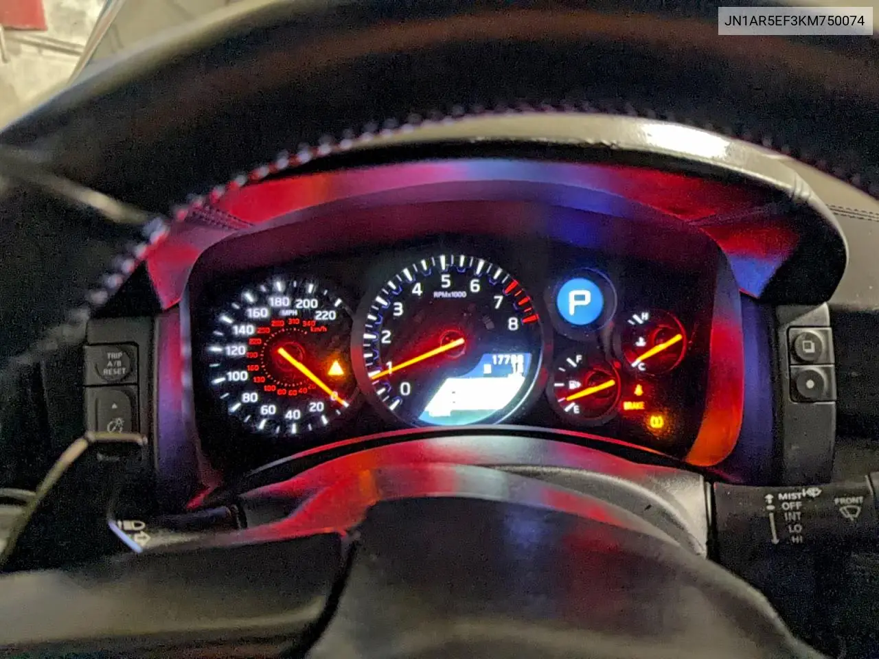 JN1AR5EF3KM750074 2019 Niss Gt-R