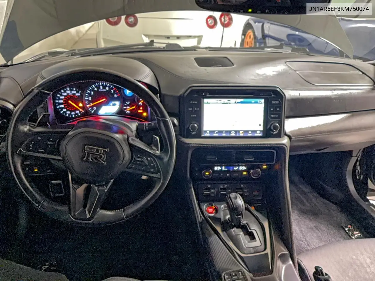 JN1AR5EF3KM750074 2019 Niss Gt-R