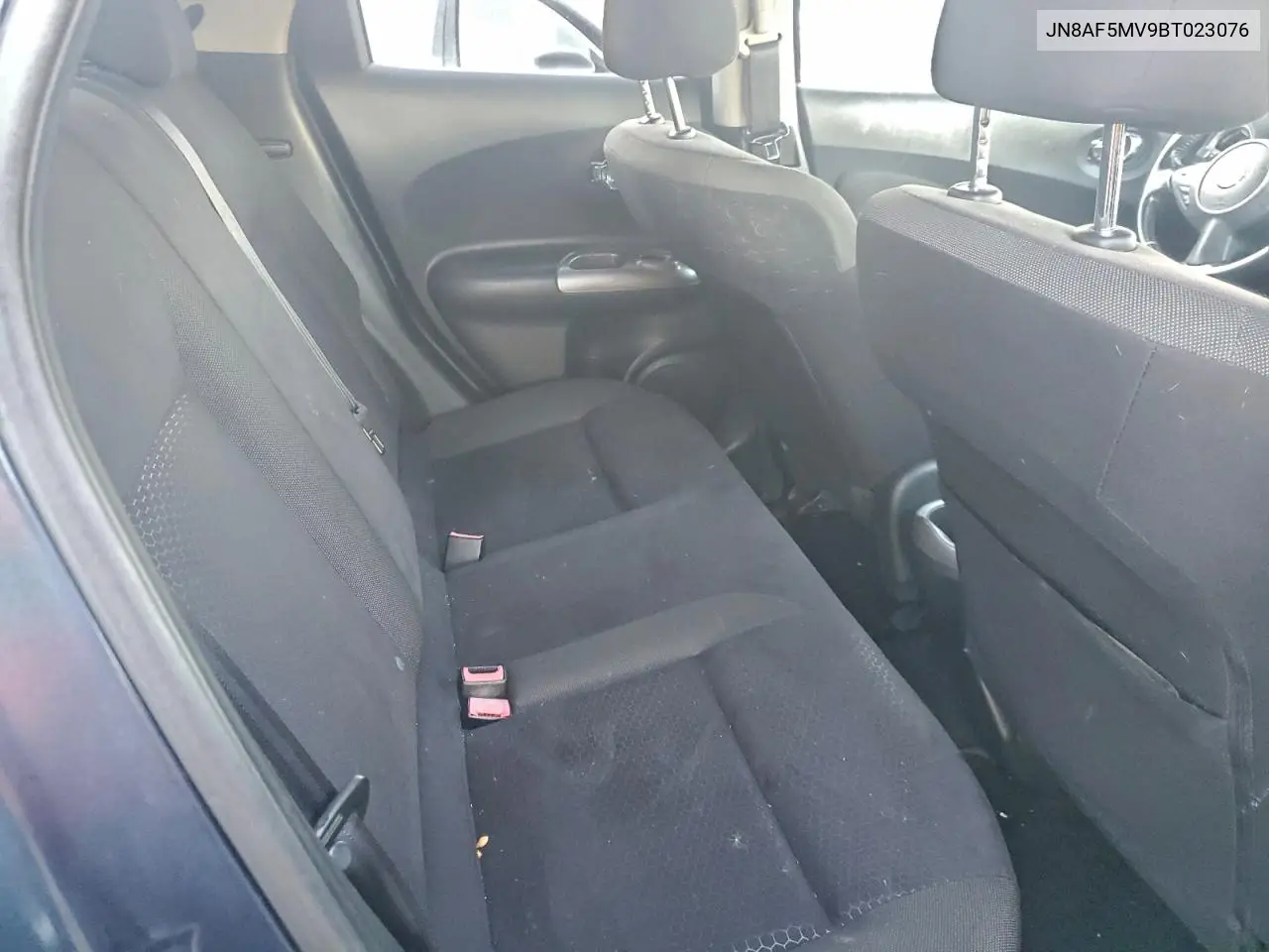 JN8AF5MV9BT023076 2011 Nissan Juke S