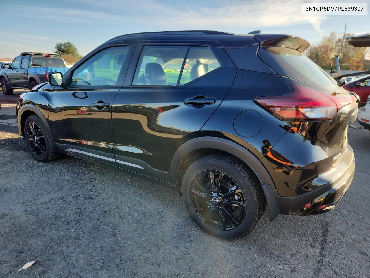 3N1CP5DV7PL539307 2023 Nissan Kicks Sr