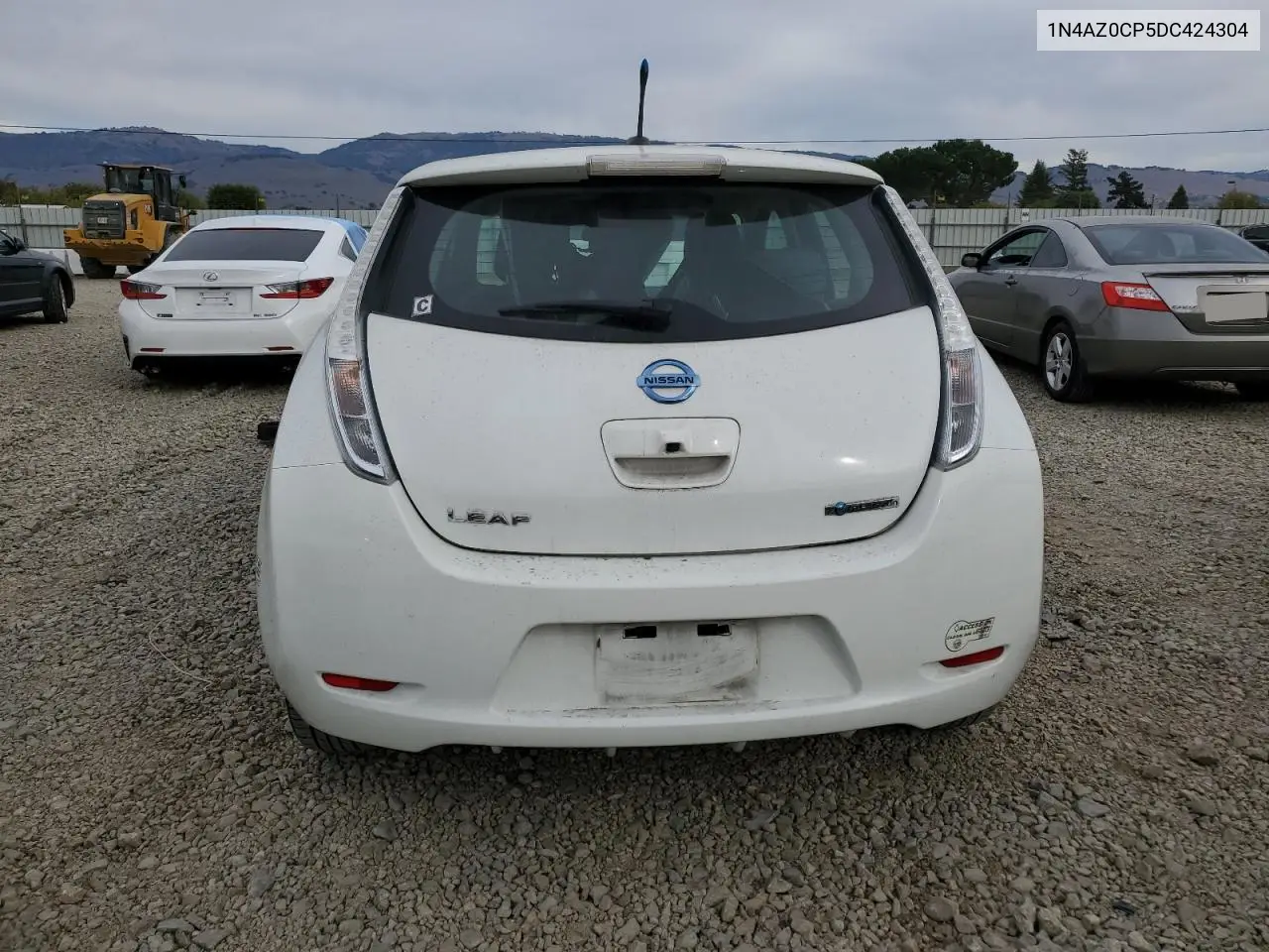 1N4AZ0CP5DC424304 2013 Nissan Leaf S