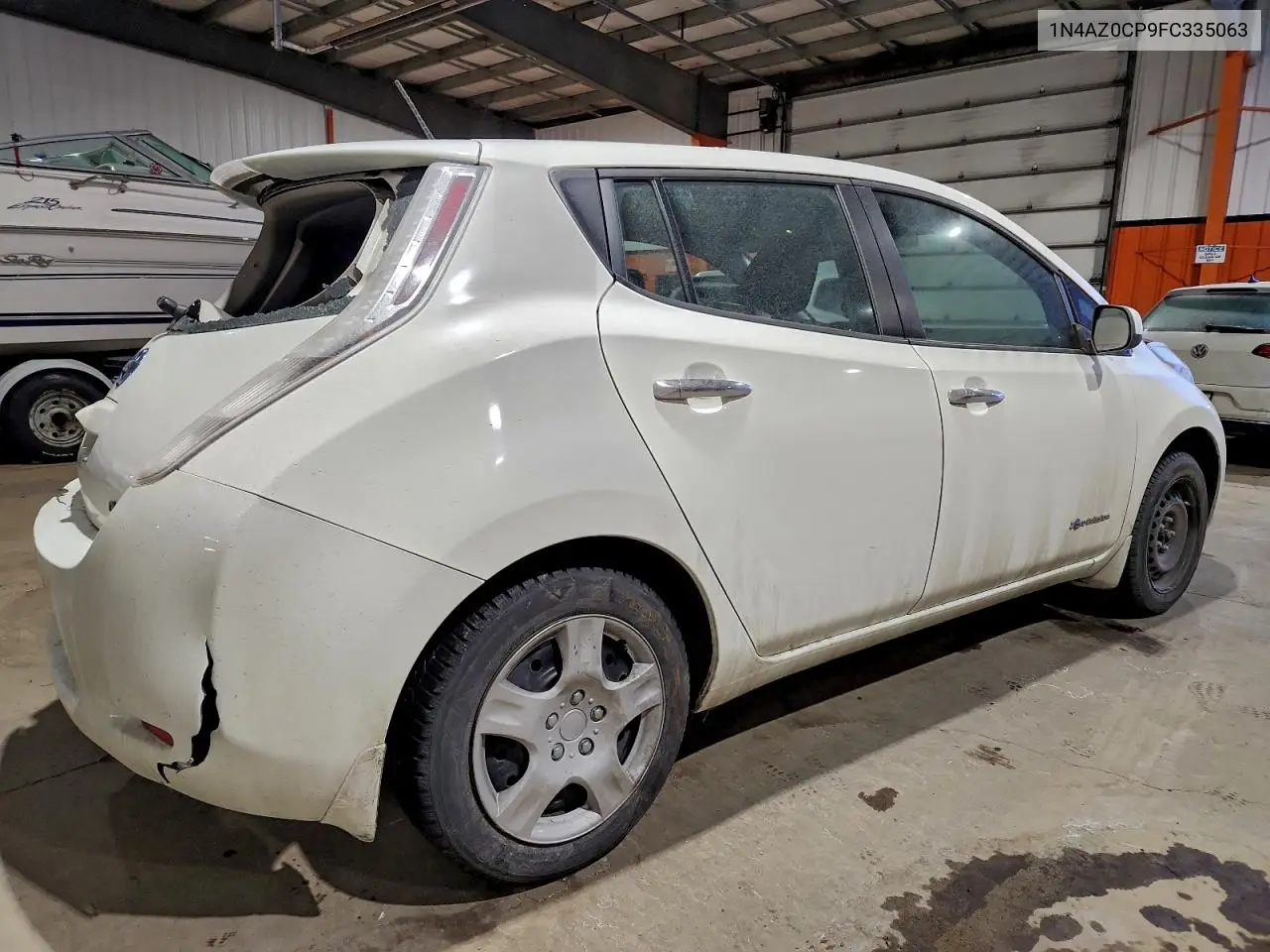 1N4AZ0CP9FC335063 2015 Nissan Leaf S