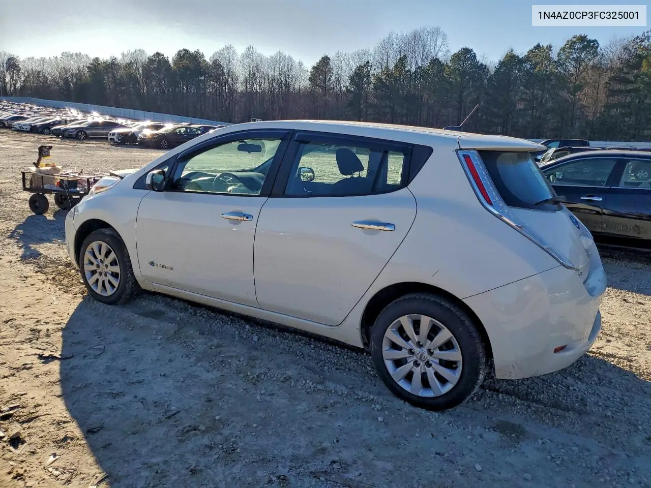 1N4AZ0CP3FC325001 2015 Nissan Leaf S