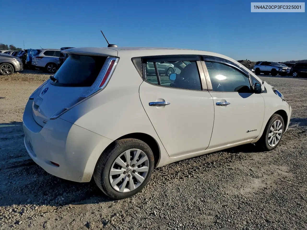 1N4AZ0CP3FC325001 2015 Nissan Leaf S
