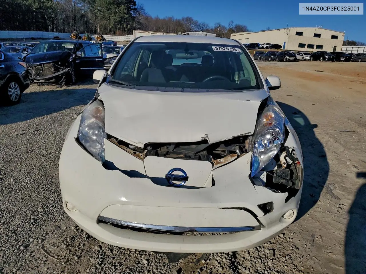 1N4AZ0CP3FC325001 2015 Nissan Leaf S