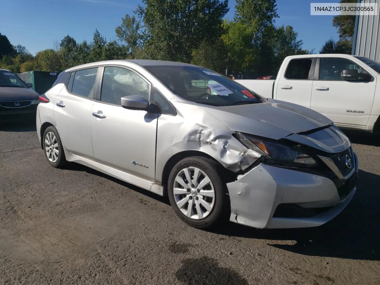 1N4AZ1CP3JC300565 2018 Nissan Leaf S