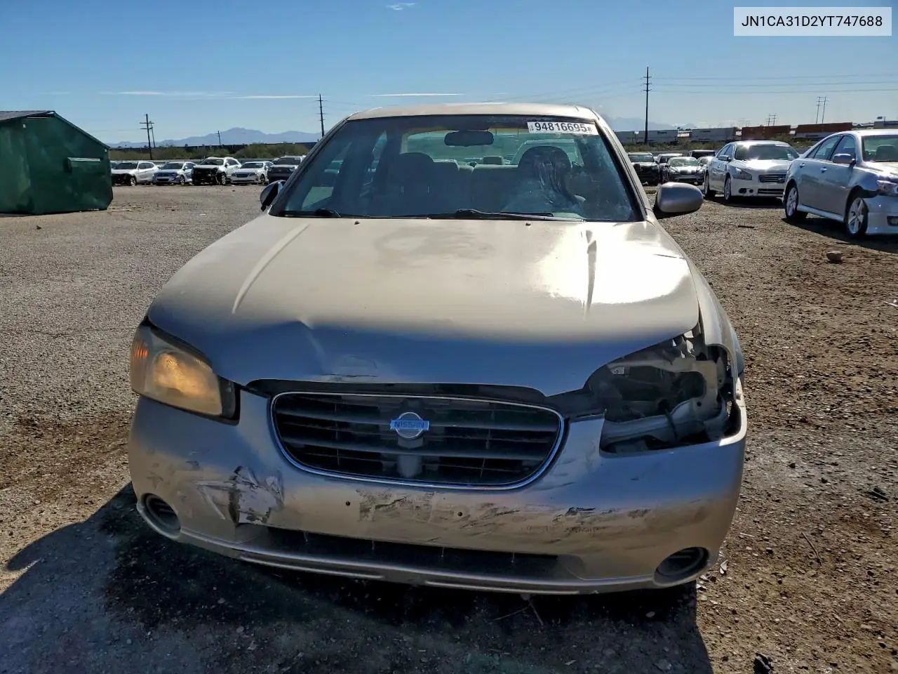 JN1CA31D2YT747688 2000 Nissan Maxima Gle