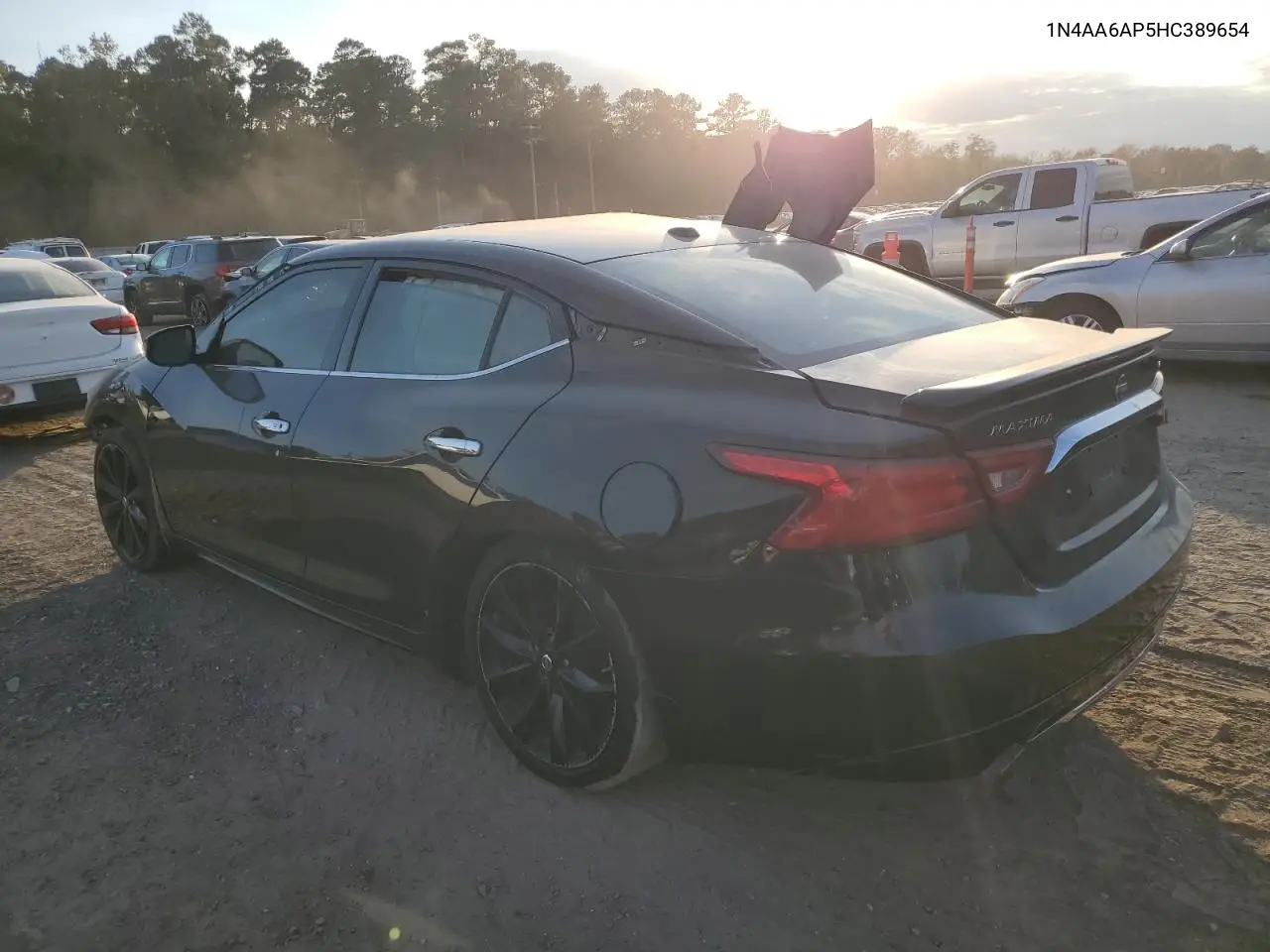 1N4AA6AP5HC389654 2017 Nissan Maxima 3.5S