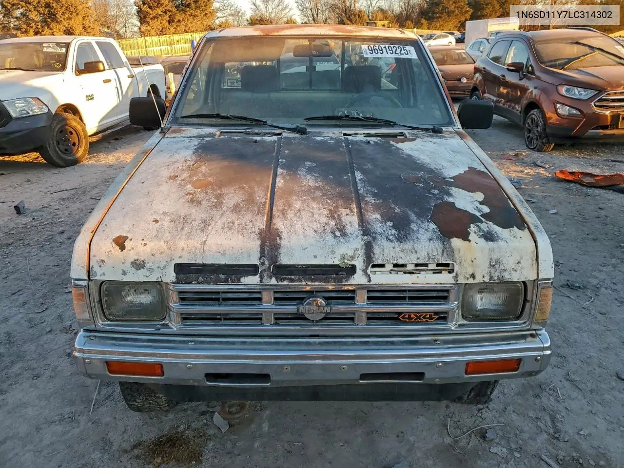 1N6SD11Y7LC314302 1990 Nissan D21 Short Bed