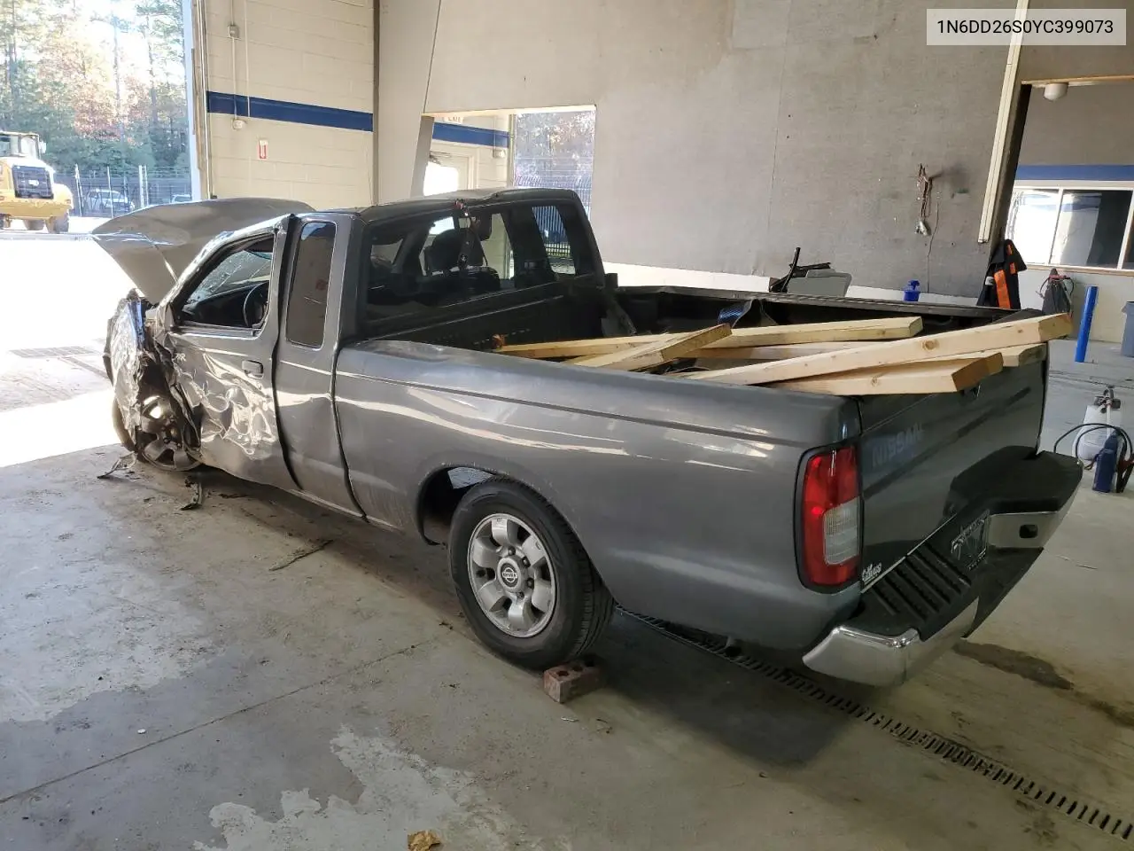 1N6DD26S0YC399073 2000 Nissan Frontier King Cab Xe