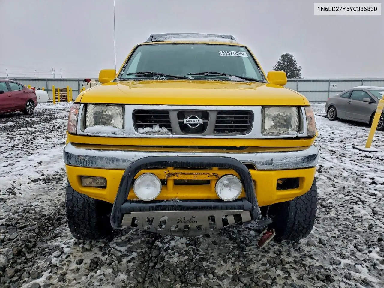 1N6ED27Y5YC386830 2000 Nissan Frontier Crew Cab Xe