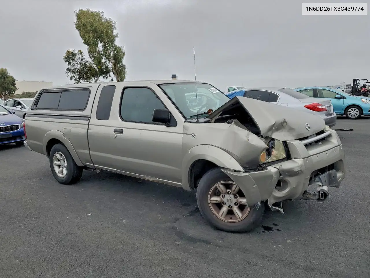 1N6DD26TX3C439774 2003 Nissan Frontier King Cab Xe