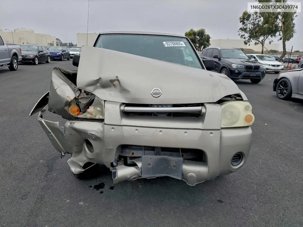 1N6DD26TX3C439774 2003 Nissan Frontier King Cab Xe