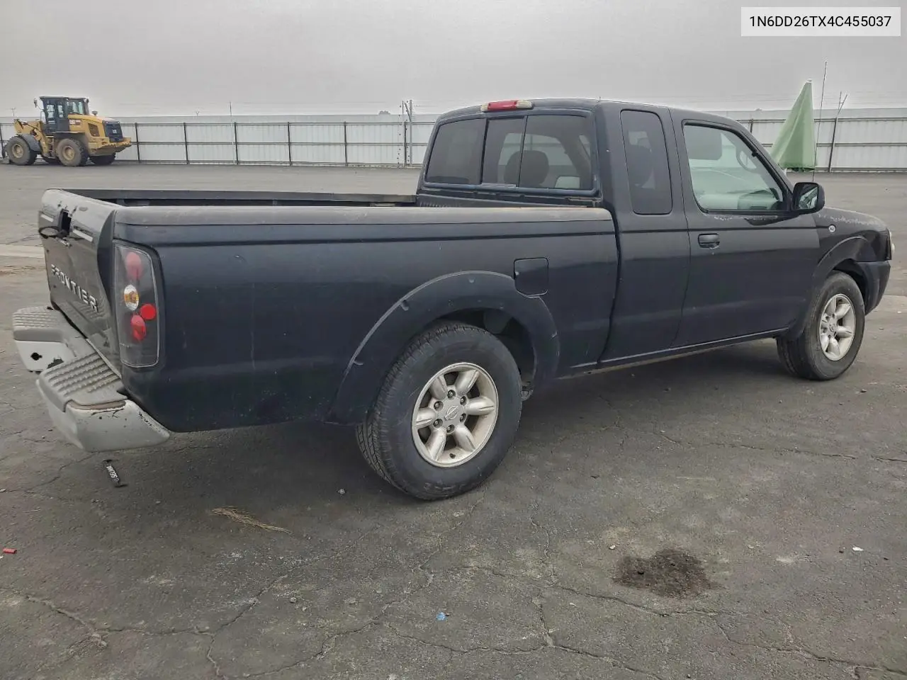 1N6DD26TX4C455037 2004 Nissan Frontier King Cab Xe