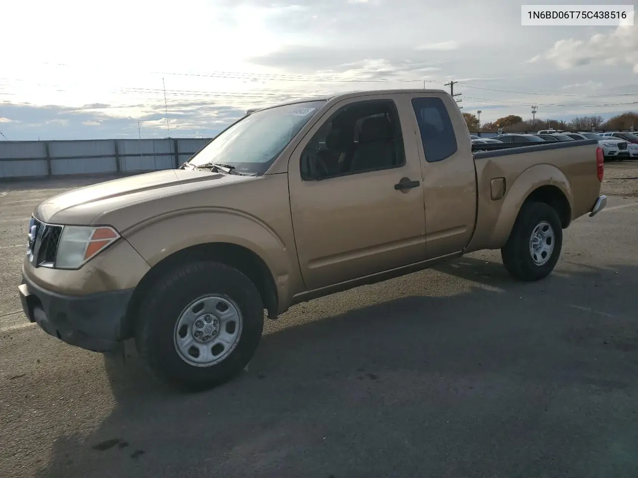 1N6BD06T75C438516 2005 Nissan Frontier King Cab Xe