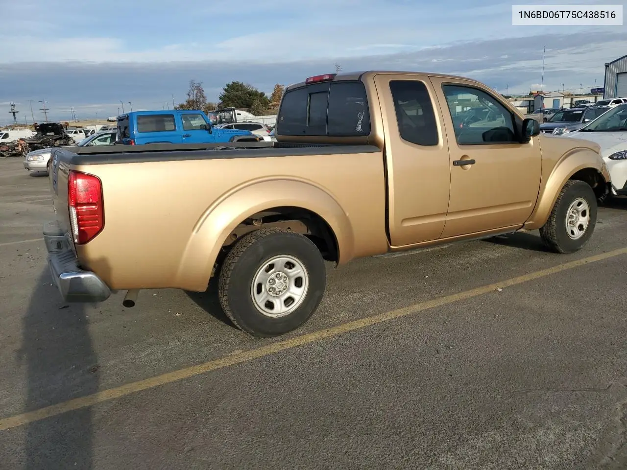 1N6BD06T75C438516 2005 Nissan Frontier King Cab Xe