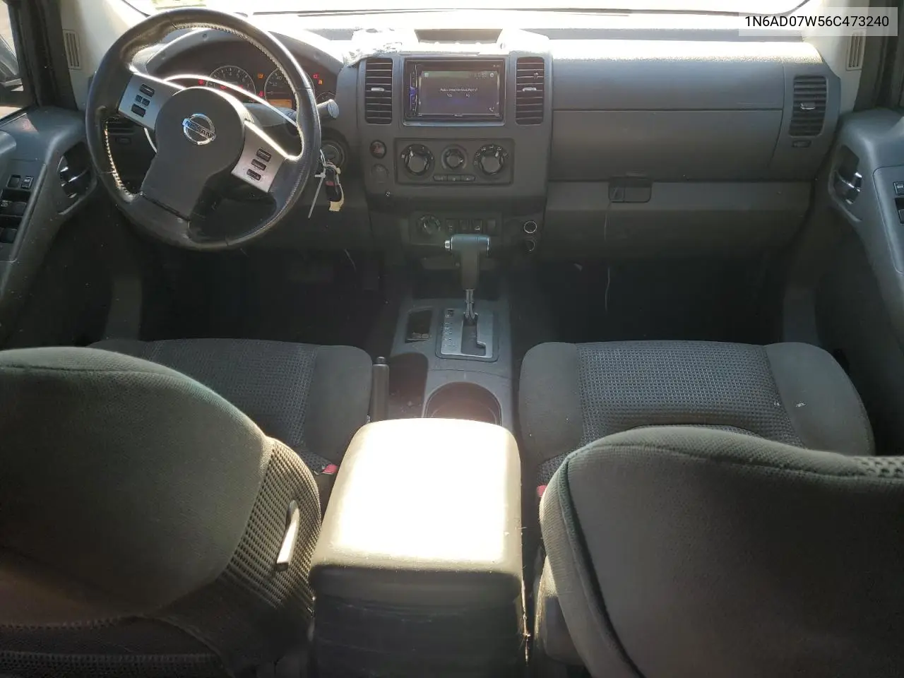 1N6AD07W56C473240 2006 Nissan Frontier Crew Cab Le