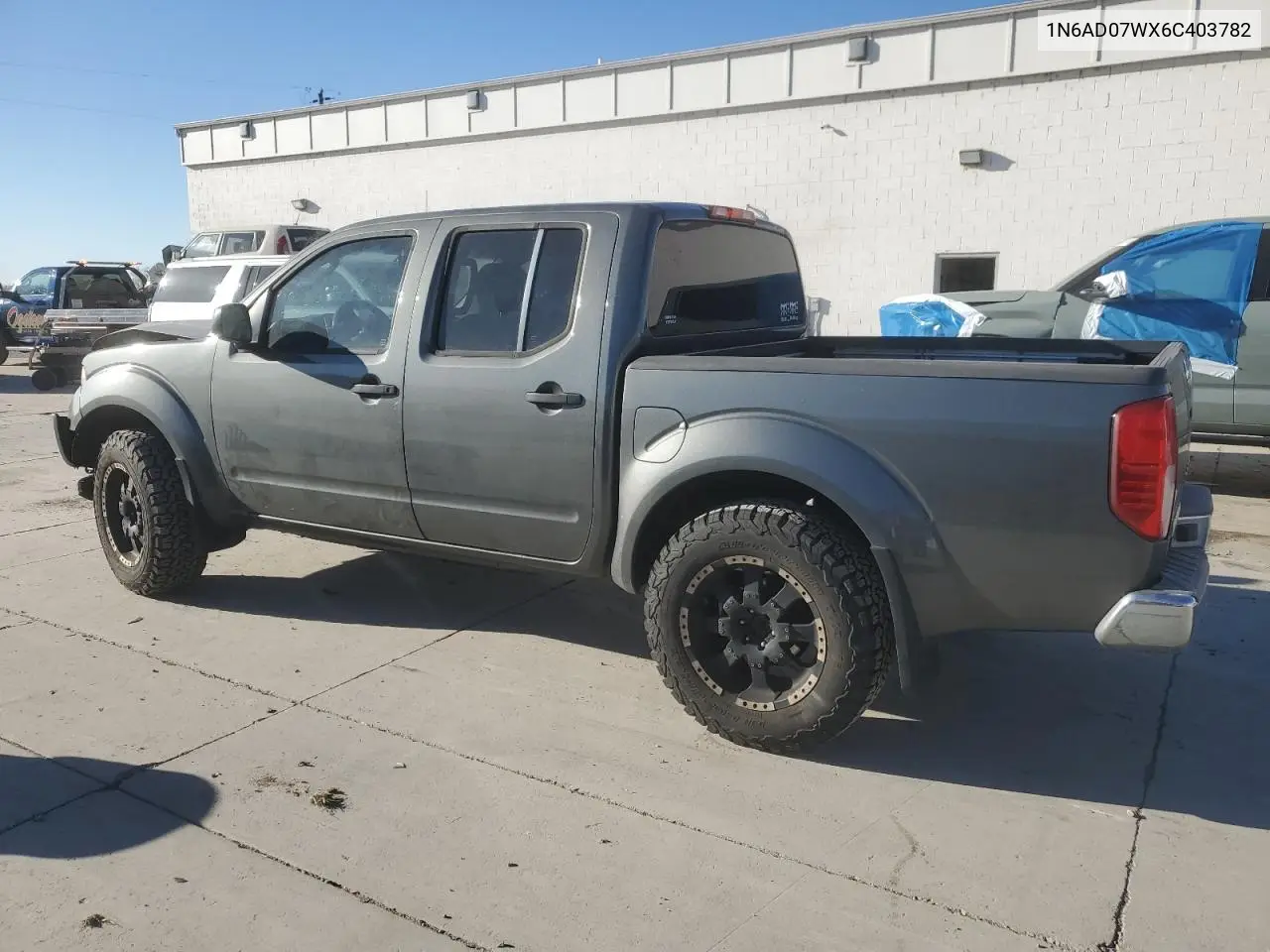 1N6AD07WX6C403782 2006 Nissan Frontier Crew Cab Le