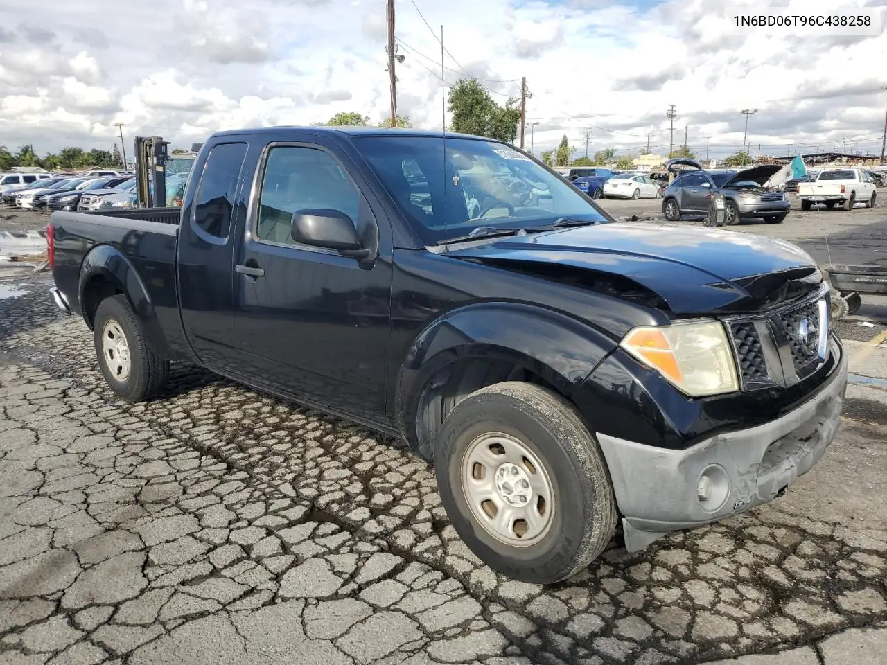 1N6BD06T96C438258 2006 Nissan Frontier King Cab Xe