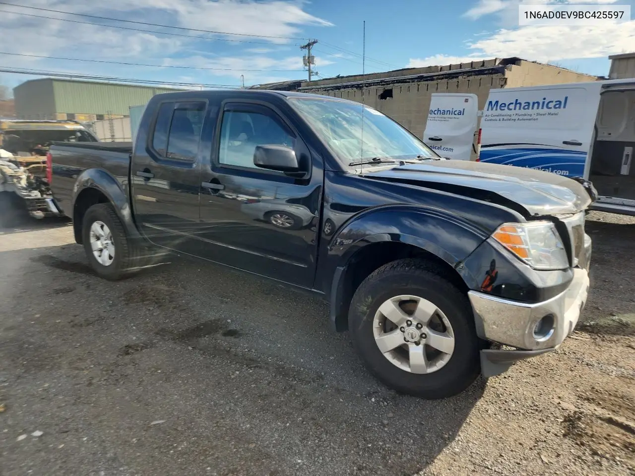 1N6AD0EV9BC425597 2011 Nissan Frontier S
