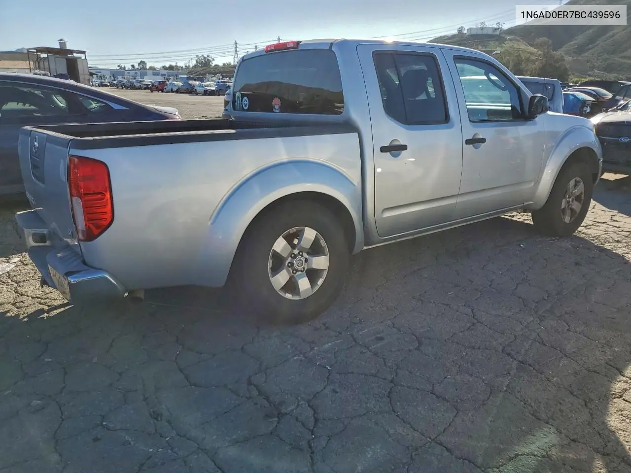 1N6AD0ER7BC439596 2011 Nissan Frontier S