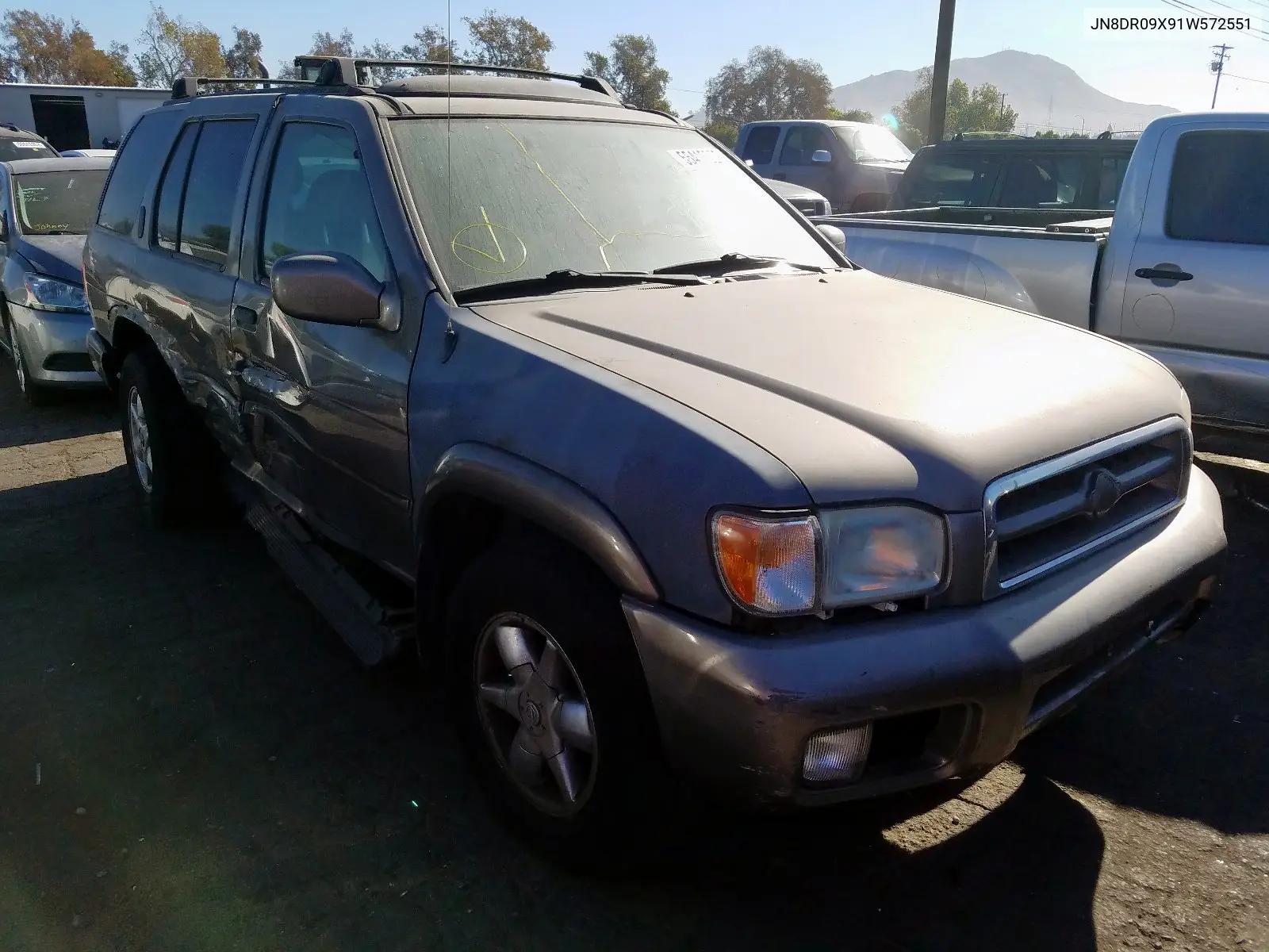 JN8DR09X91W572551 2001 Nissan Pathfinder Le