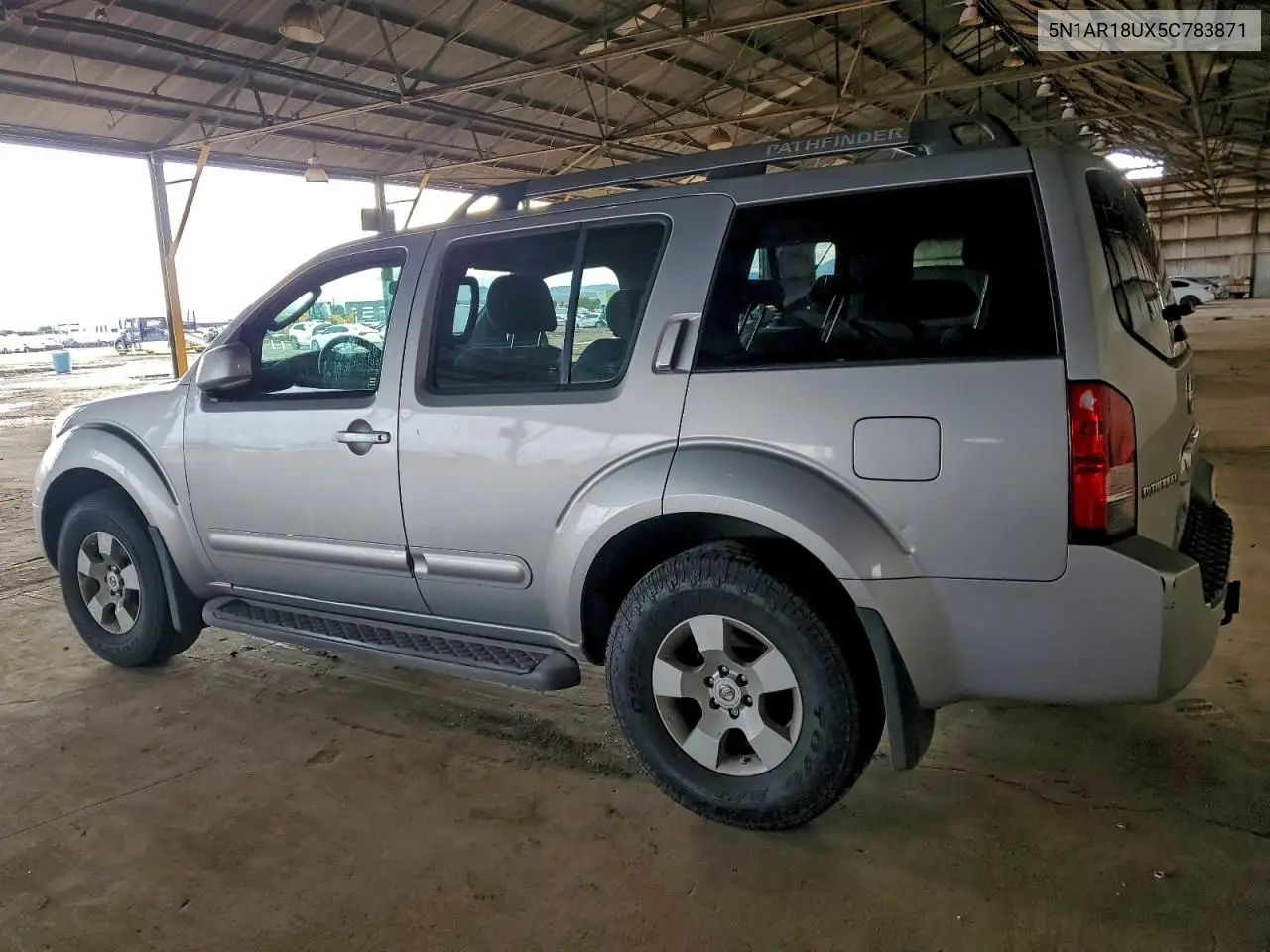 5N1AR18UX5C783871 2005 Nissan Pathfinder Le
