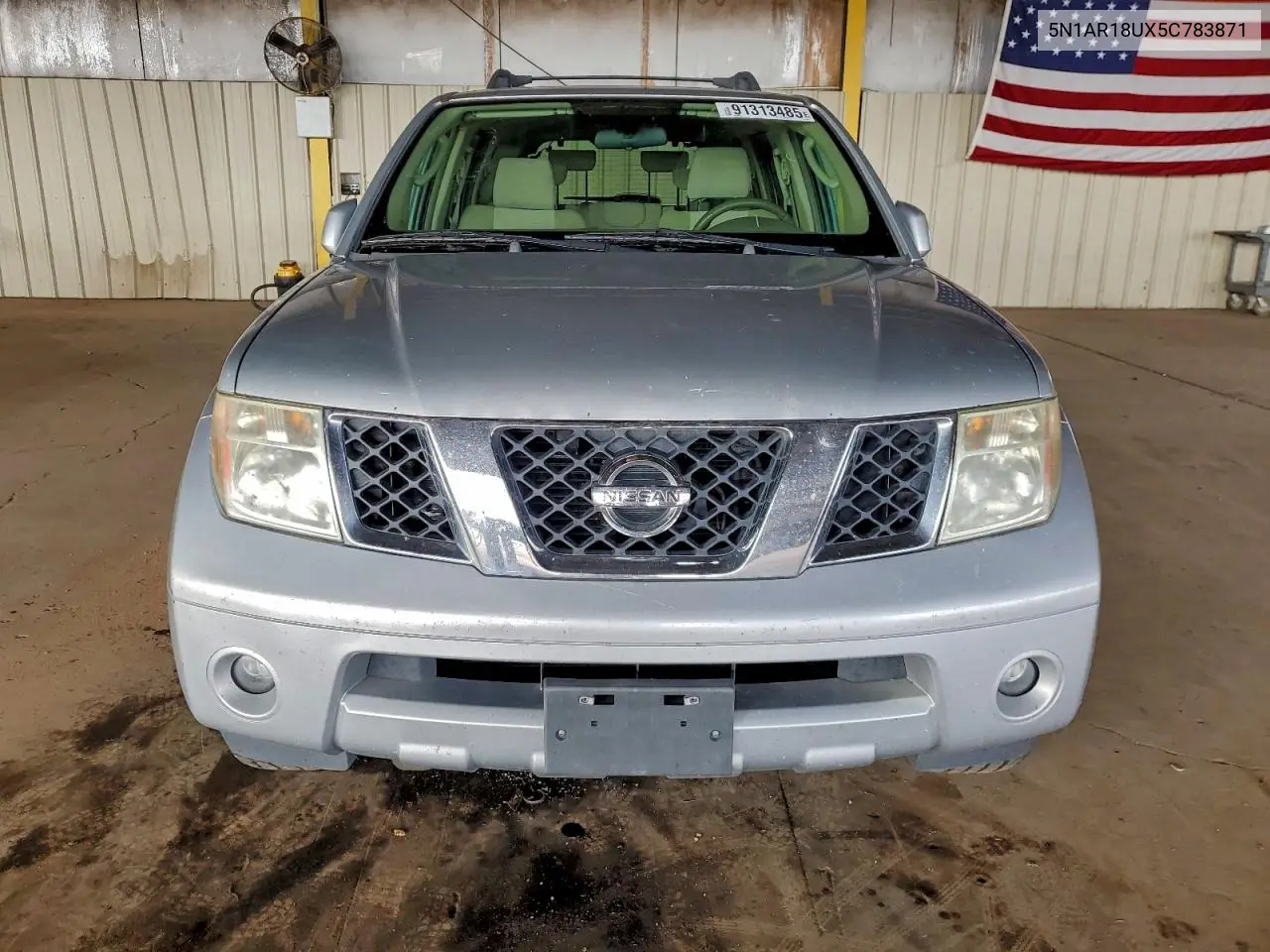 5N1AR18UX5C783871 2005 Nissan Pathfinder Le