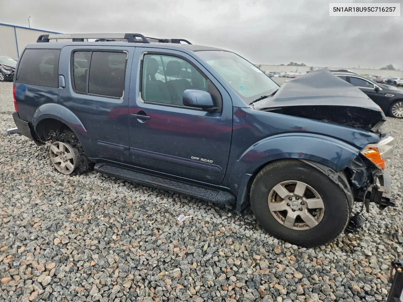 5N1AR18U95C716257 2005 Nissan Pathfinder Le